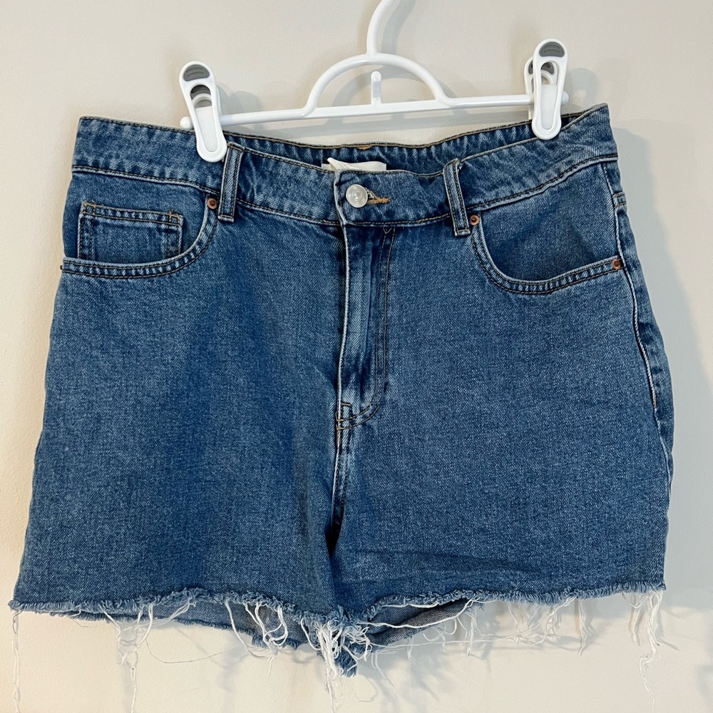 H&M high waisted denim shorts